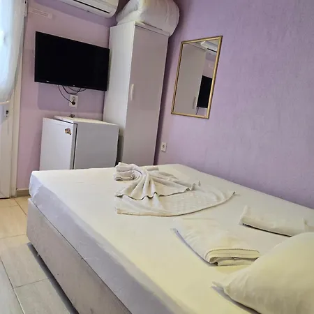Cesme Pansiyon Δωμάτια σε οικογενειακή κατοικία